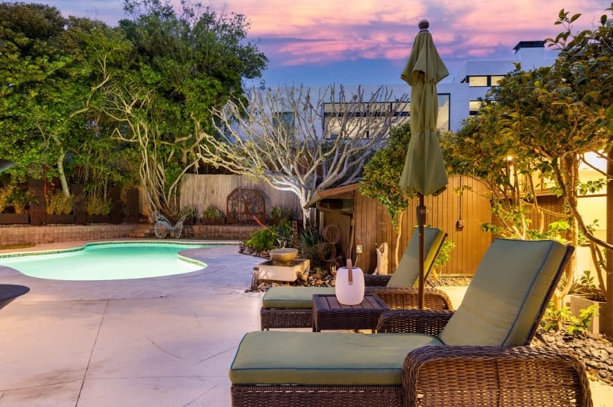 La Jolla Mid-Century - Image 50