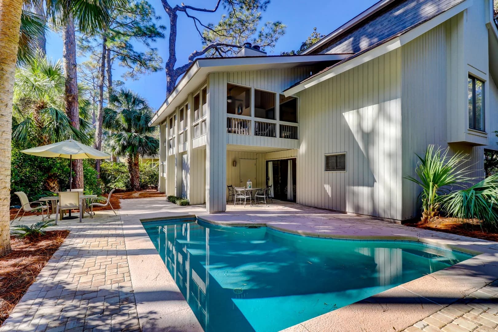 Pelican's Perch - Image 1