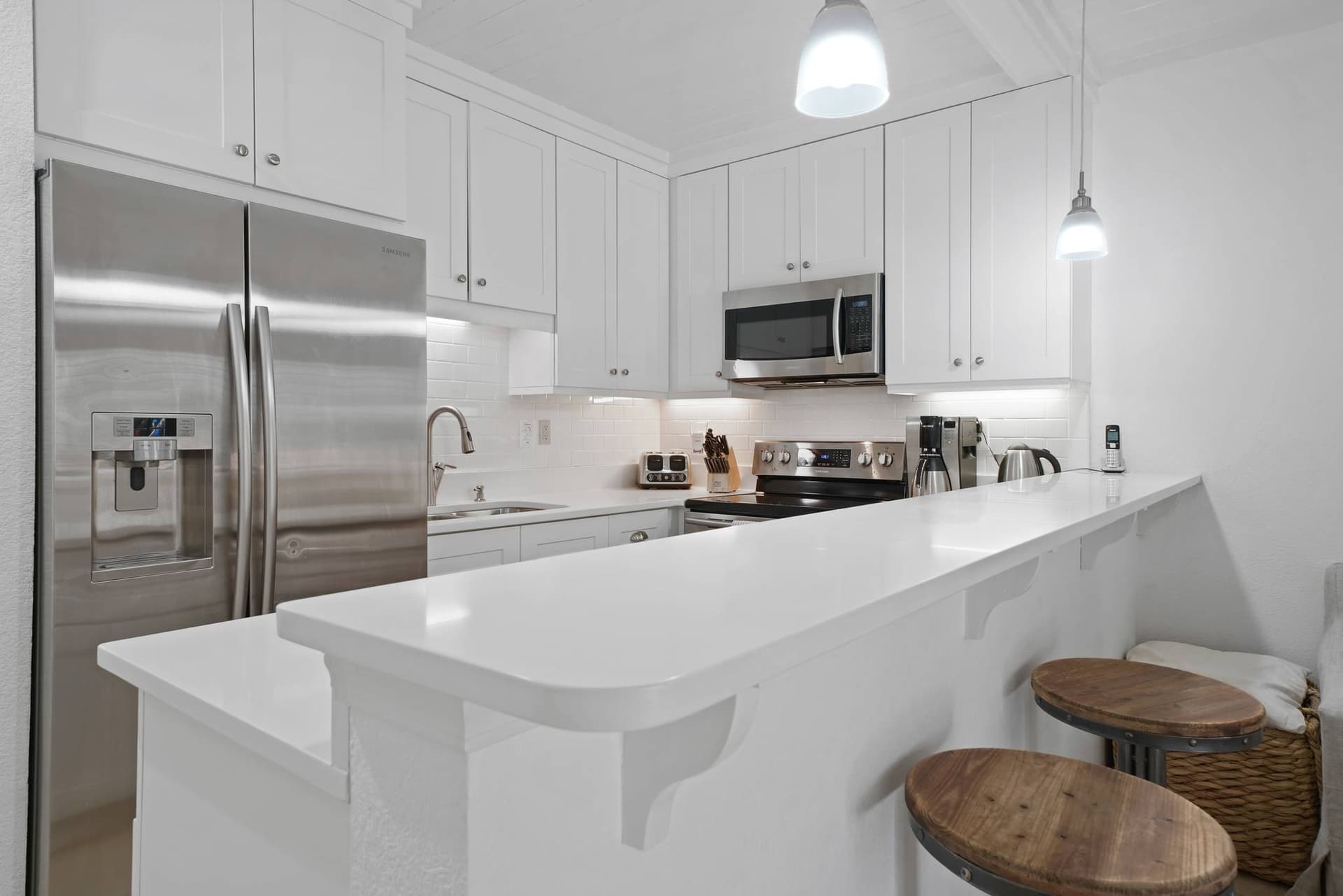 Allora House - Image 34