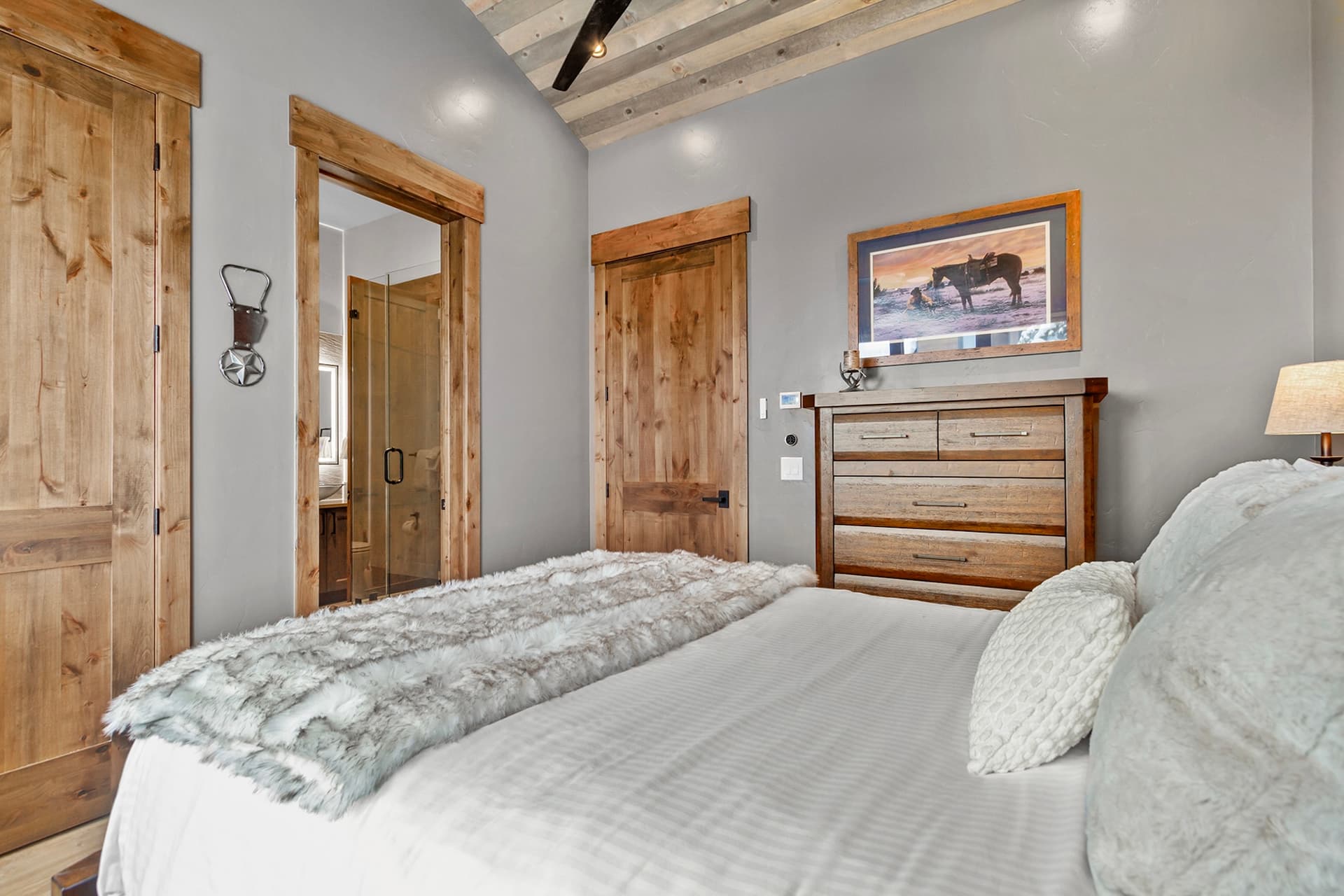 Timberline Lodge - Image 19