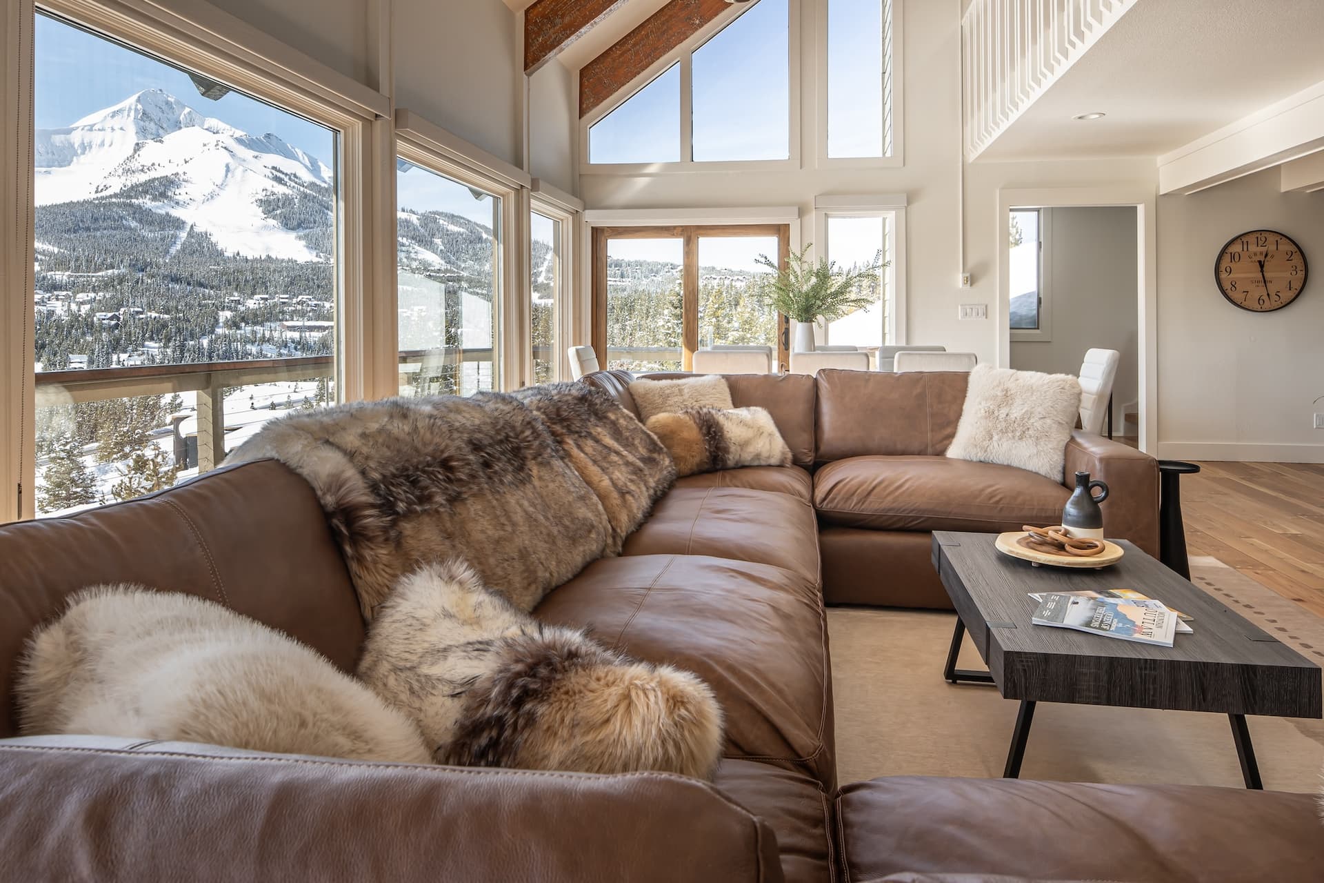 Lone Mountain Lookout - Image 4