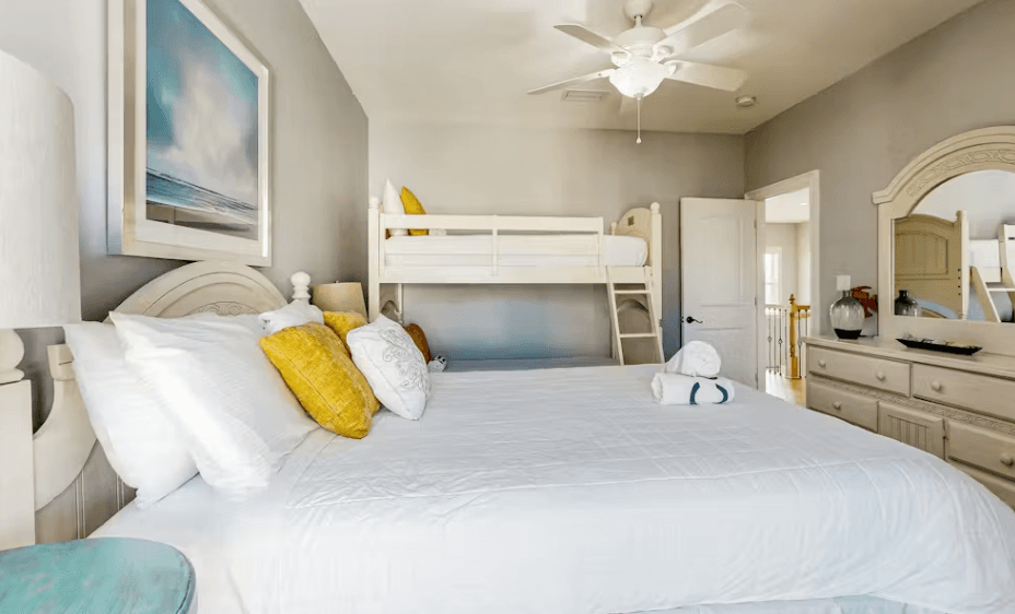 Bahama Breeze House - Image 24