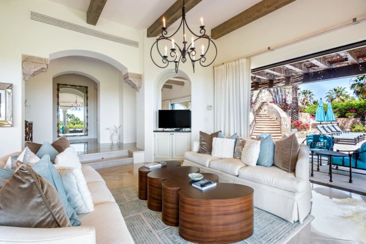Stunning Palmilla Villa - Image 23