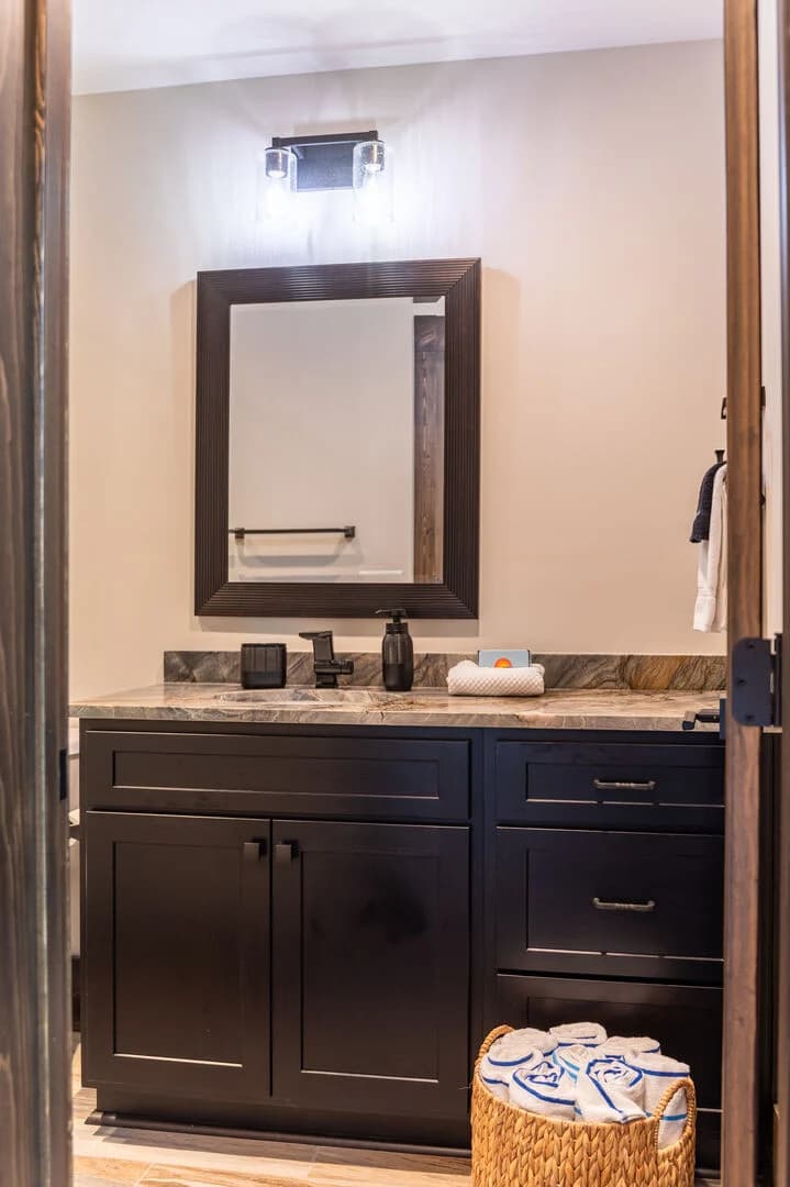 North Face Cottage - Image 41