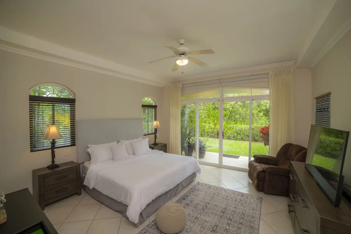 Colina Condo #8 - Image 2