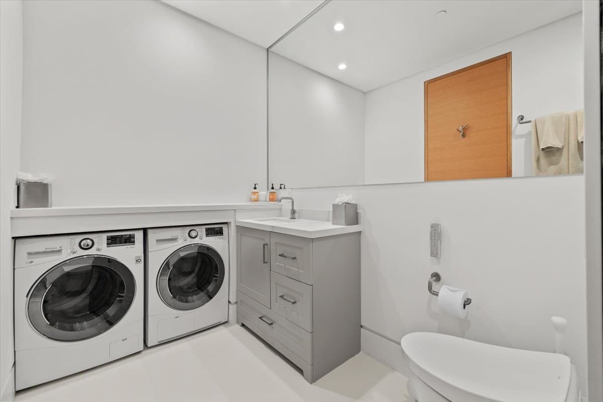 Panda Ranch Wing - Image 42