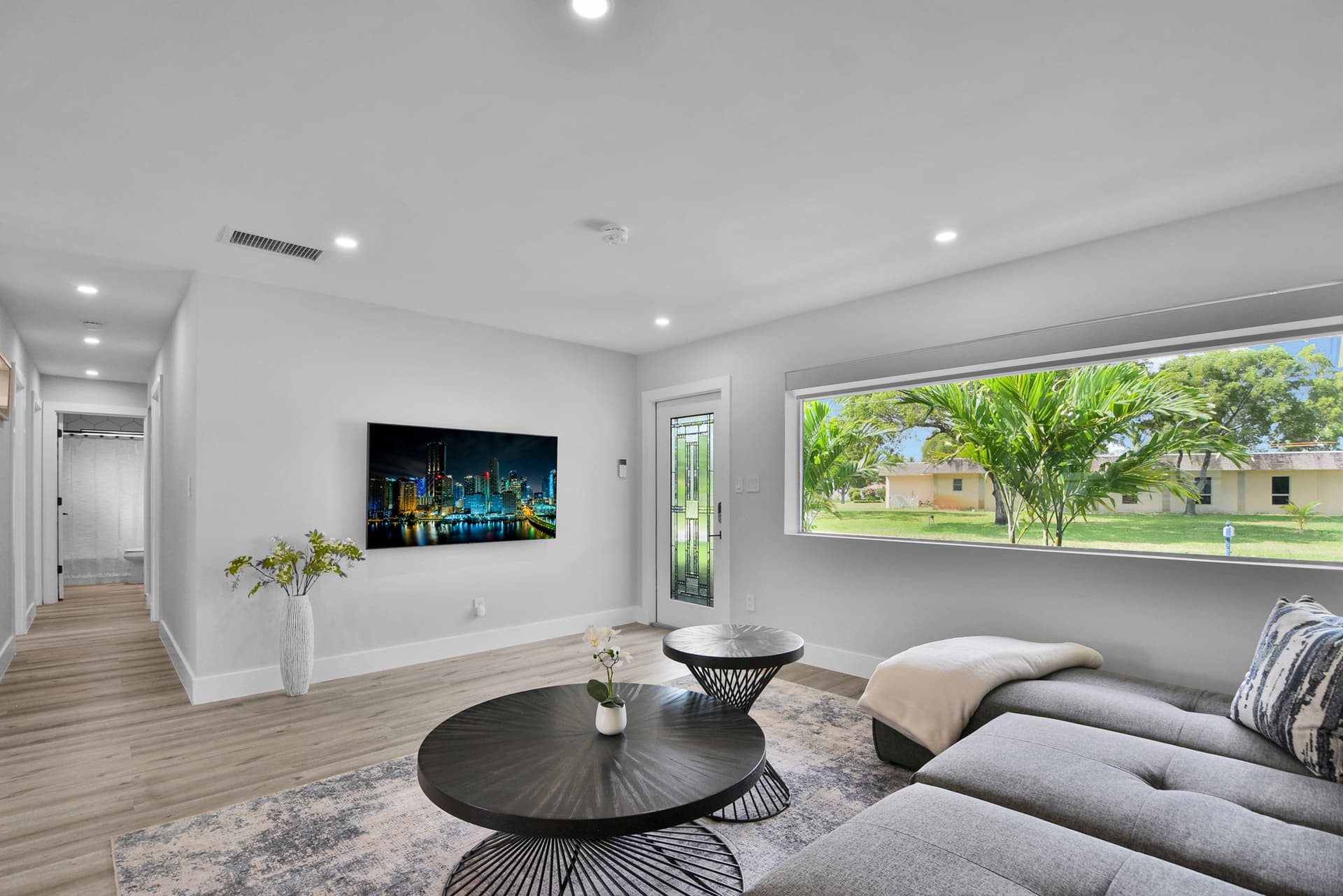 Bluebird House - Image 4