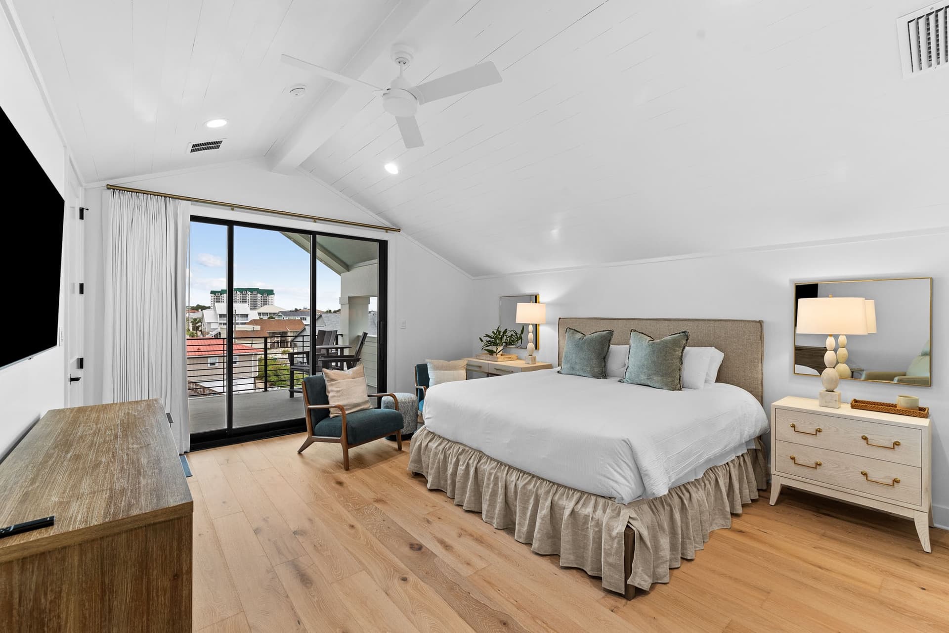 Destin Boathouse - Image 100