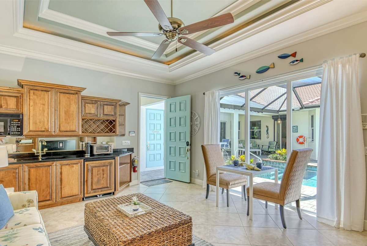 Sunburst Courtyard - Image 39