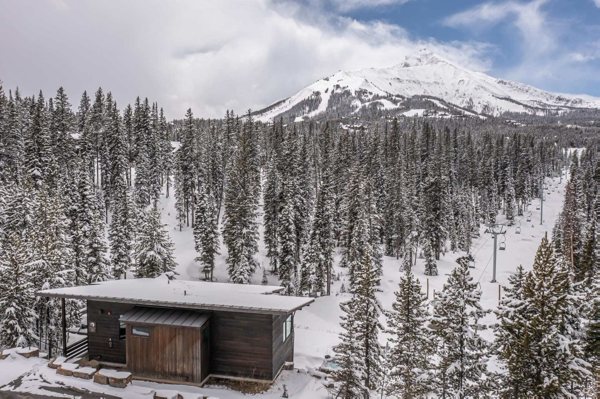 Lake Cabin #20 - Image 37