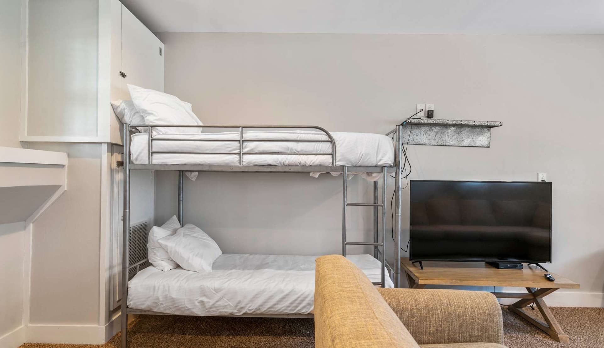 Latitudes Manor - Image 50