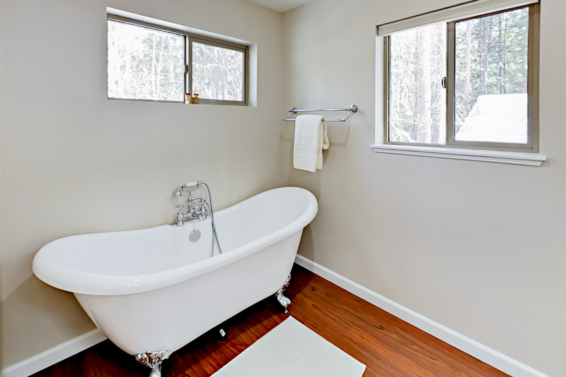 Cellador Charms Home - Image 14