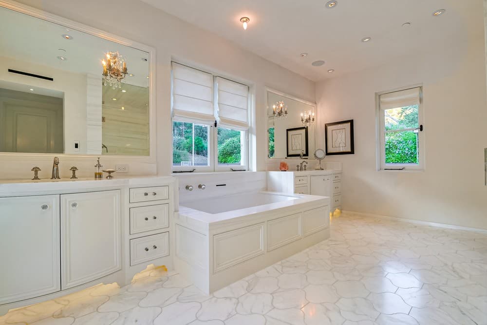 Chateau Serra Malibu - Image 30