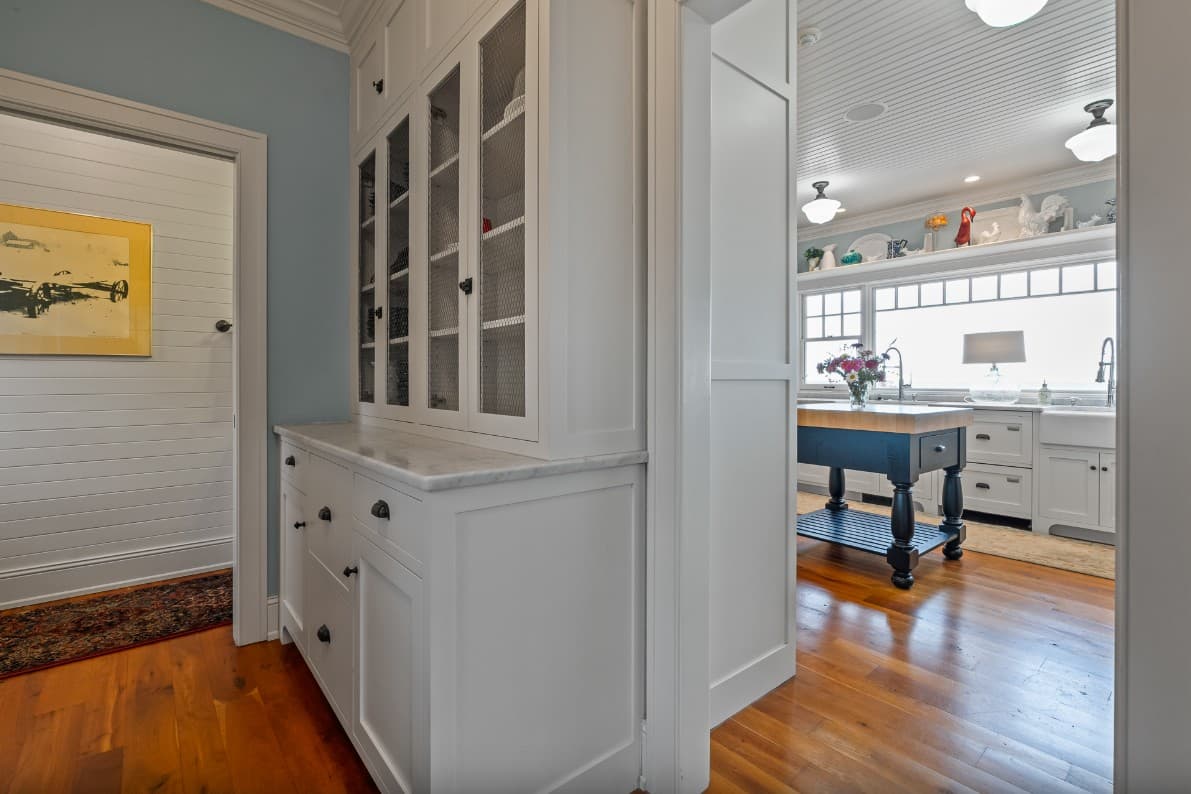 Goettelman's Lake House - Image 24