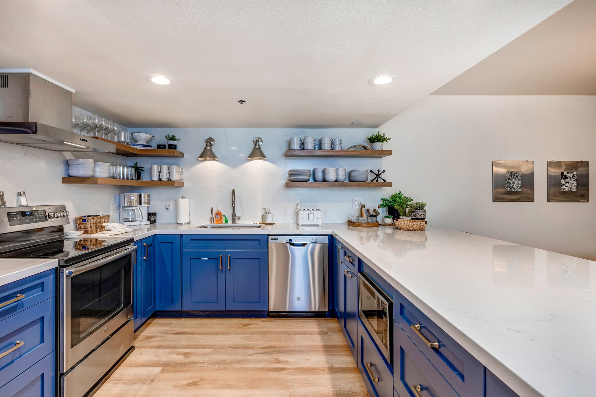 Park Station Luxury Retreat Home - Image 7