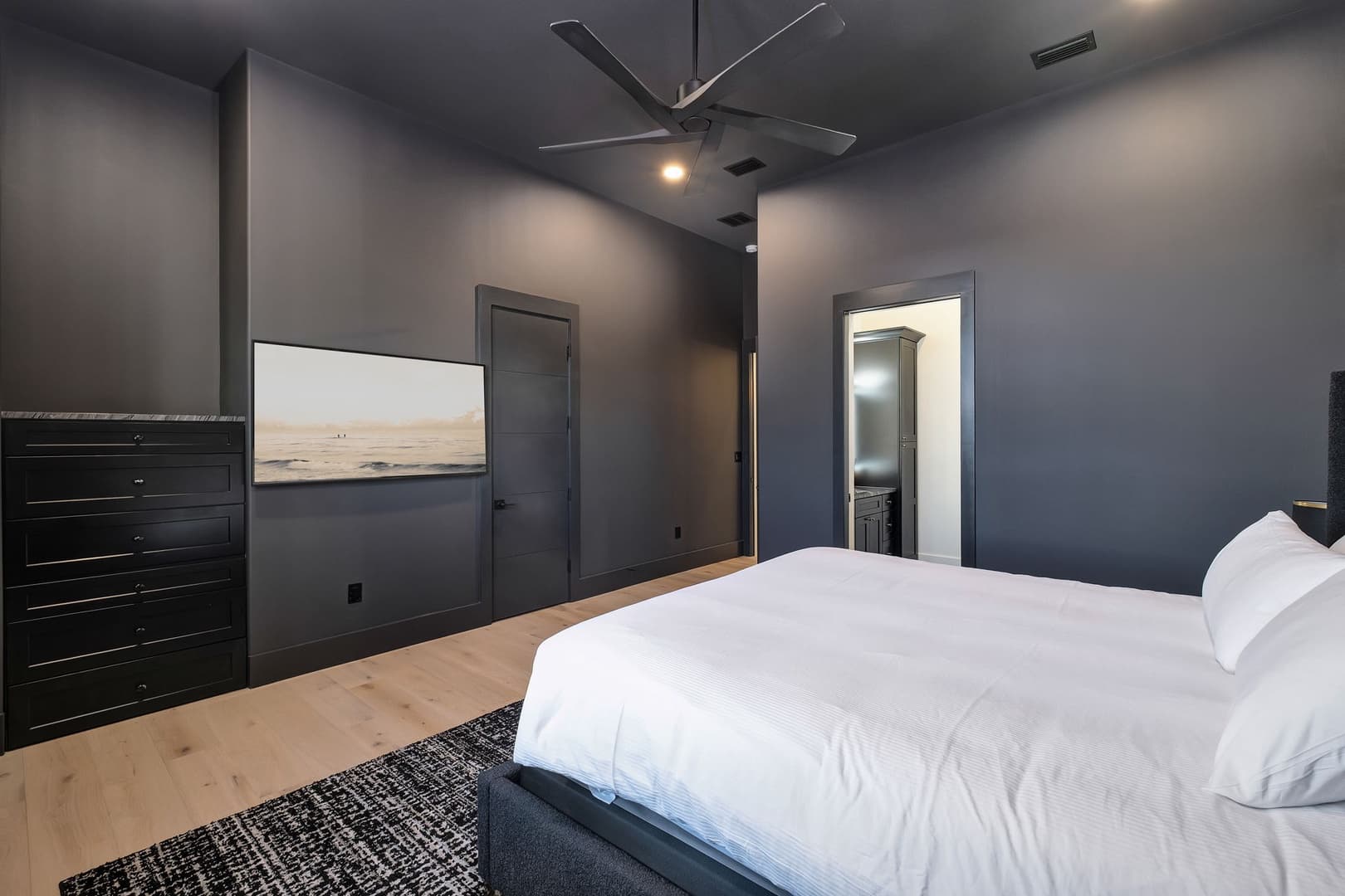 Isle Be Back - Image 22