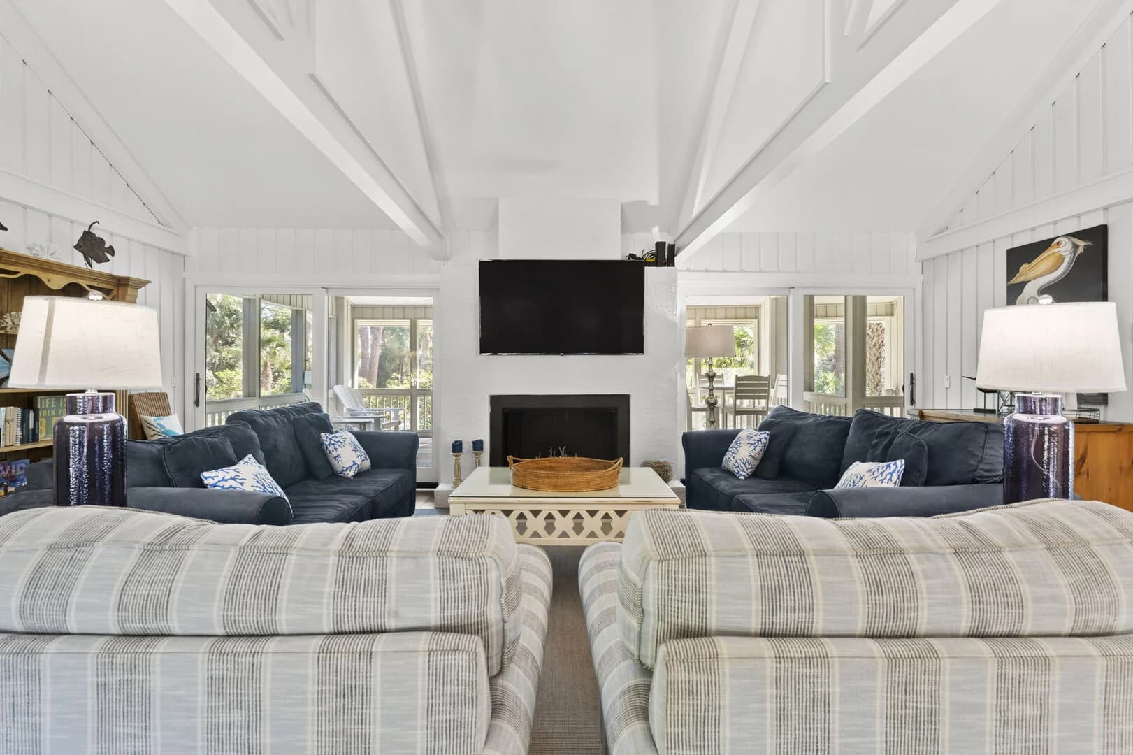 Pelican's Perch - Image 4