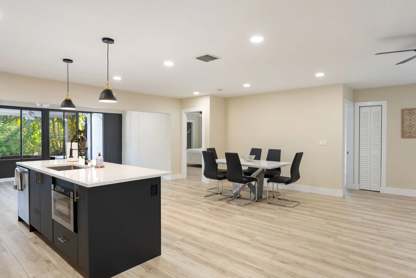 Lake Worth House - Image 5