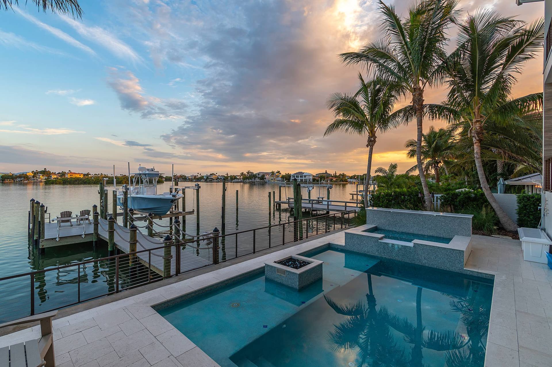 Bayside Paradise Mansion - Image 84