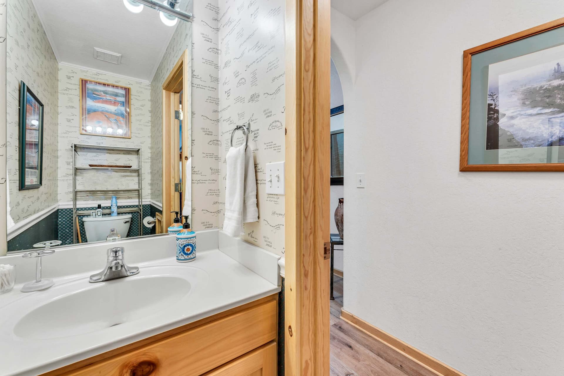 Big Bear Chalet - Image 32