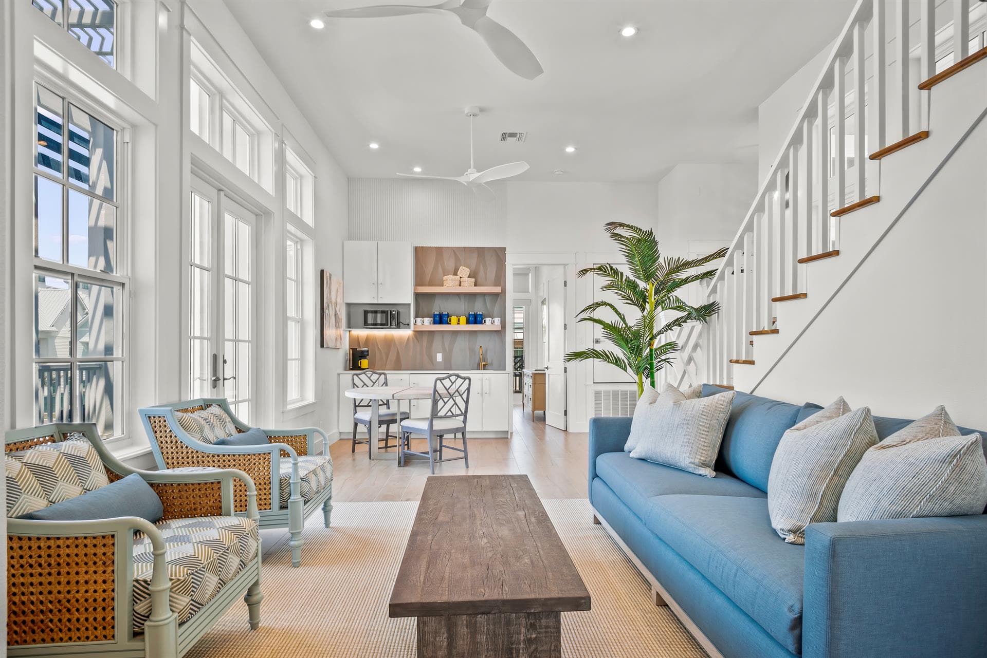 Holiday House - Image 4