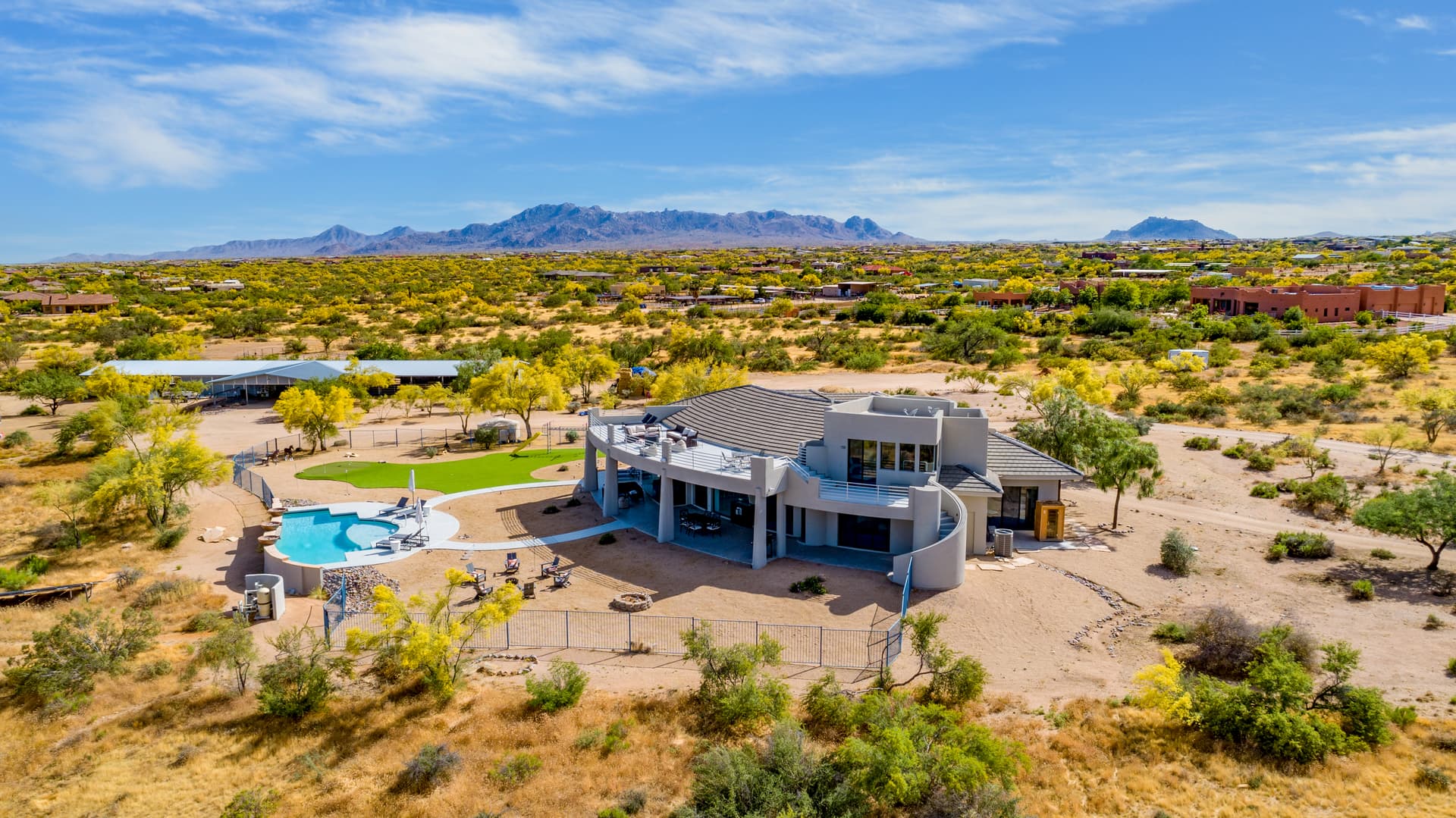 Fallbrook House - Image 33