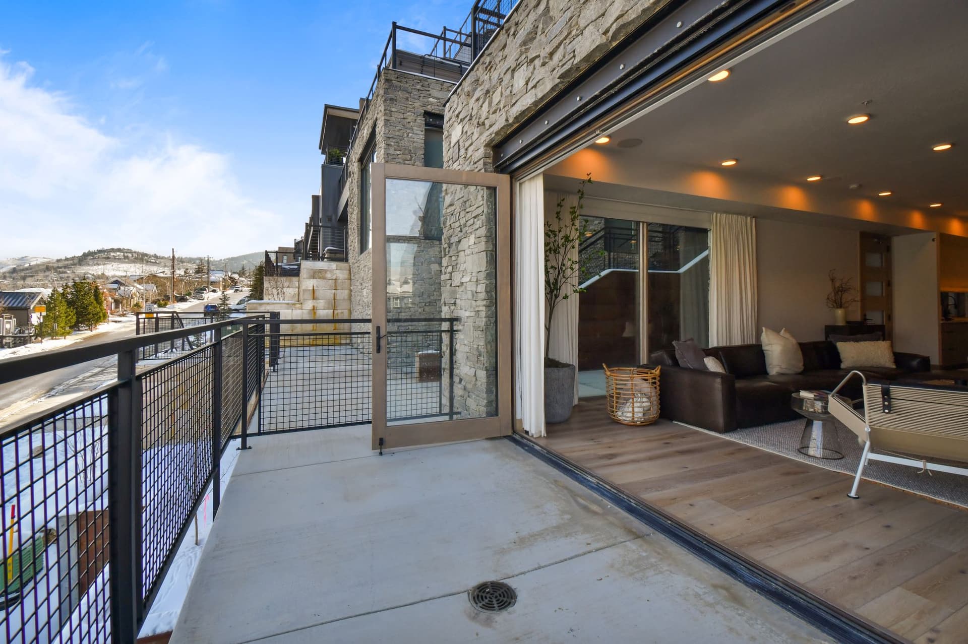 Kings Crown #102C - Image 2