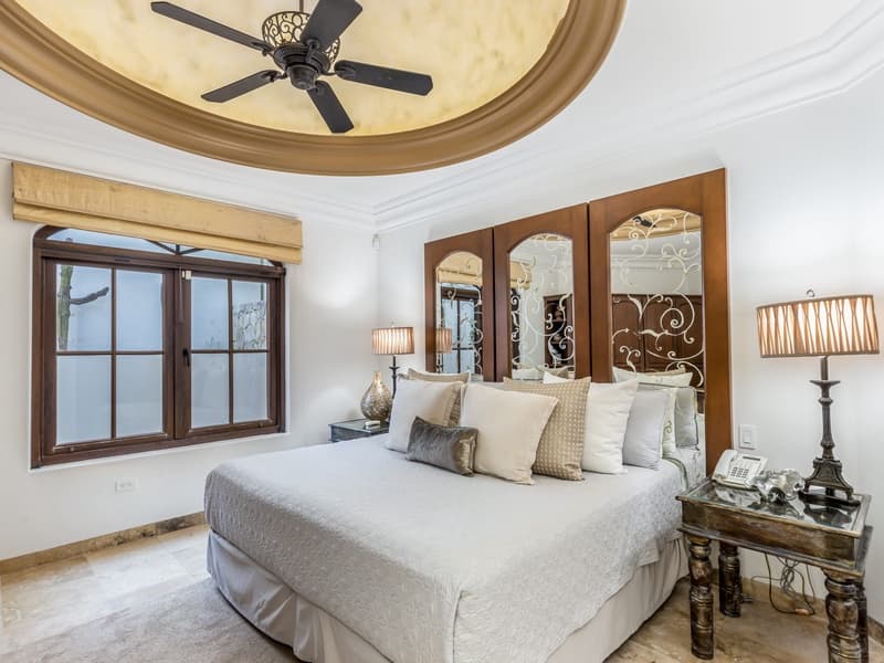 Villa de Paz - Image 14