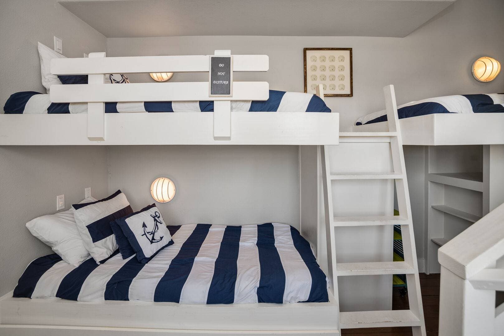 Oyster Sands Escape - Image 22