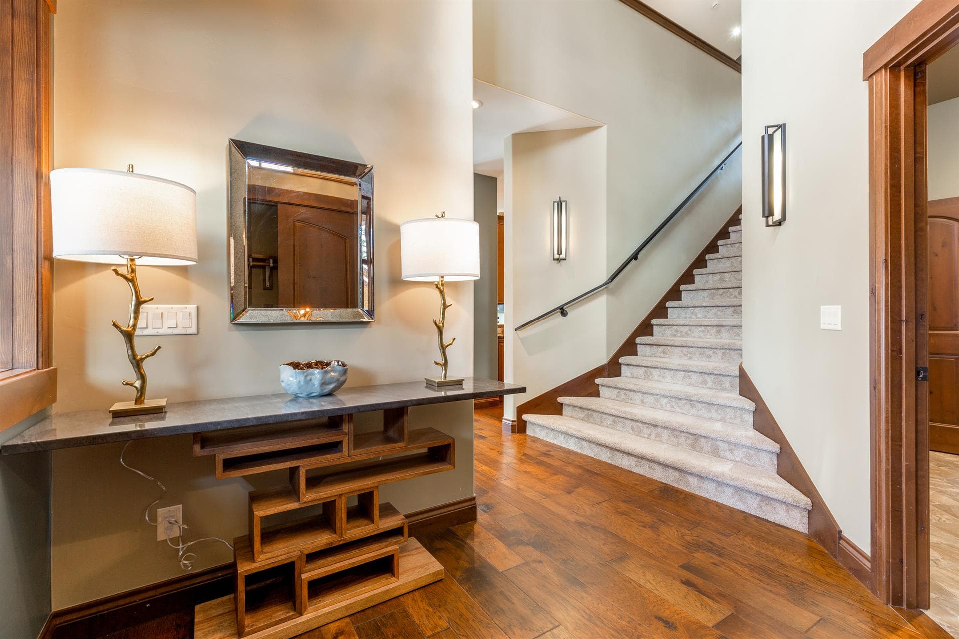 Independence House - Image 35