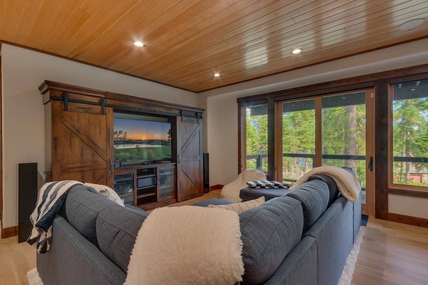 Bluebird Lodge - Image 4