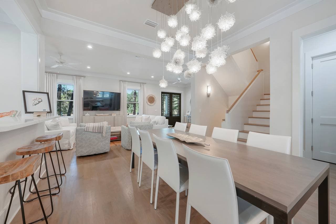 On the Lawn Villa - Image 8