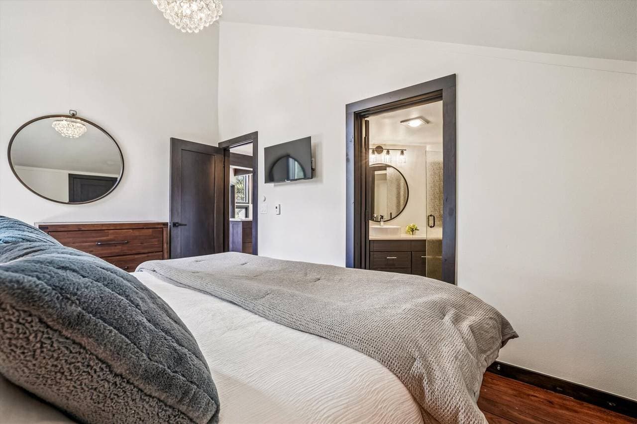 Summit Solitude Estate - Image 14