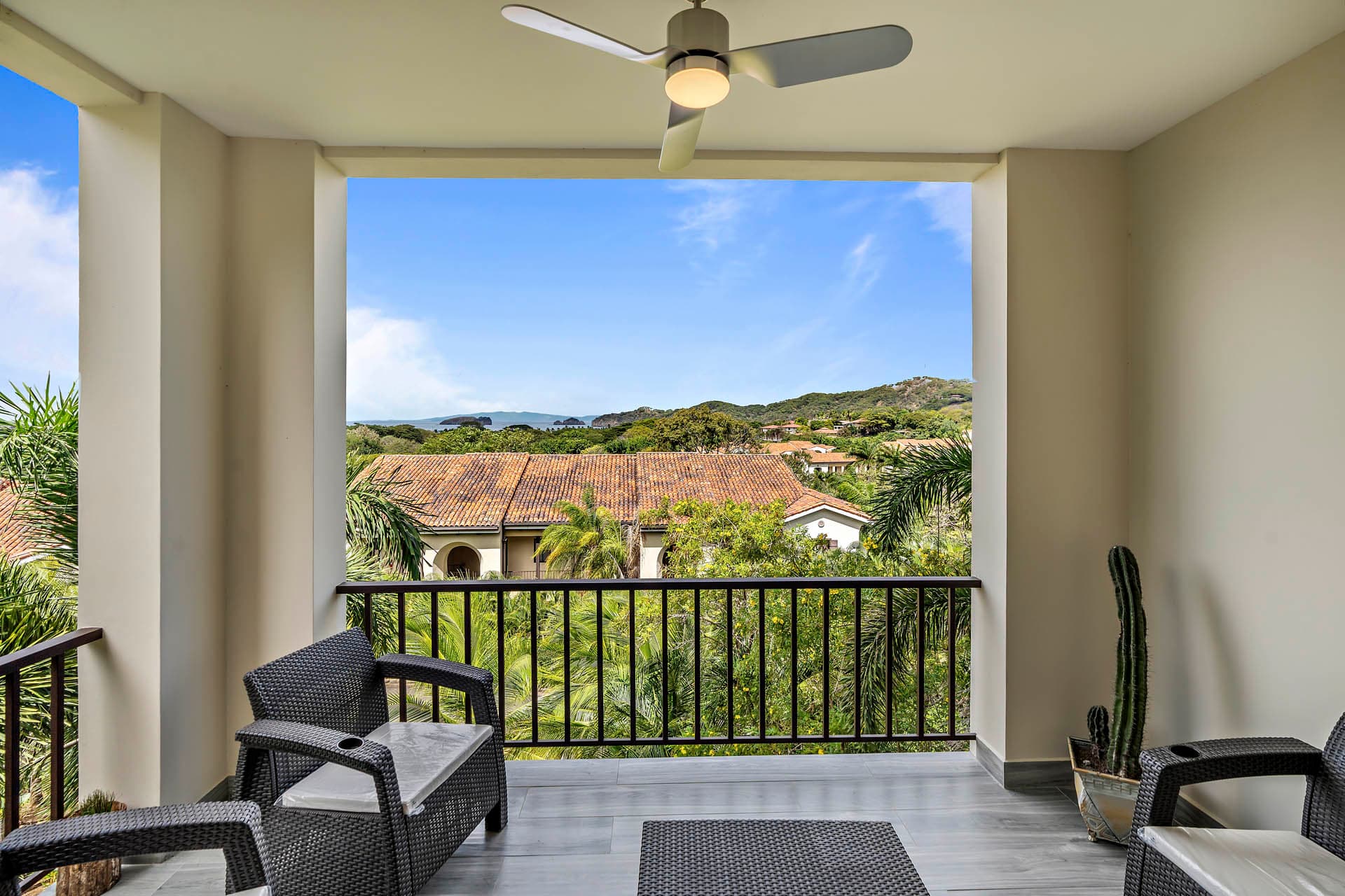 Volcanes Residence - Image 17