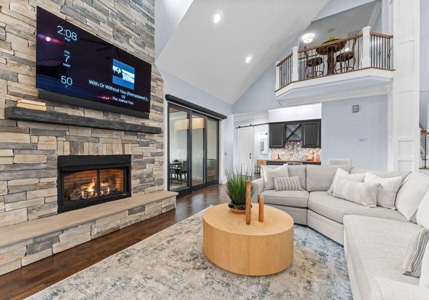 Lucent Sunset Retreat - Image 4