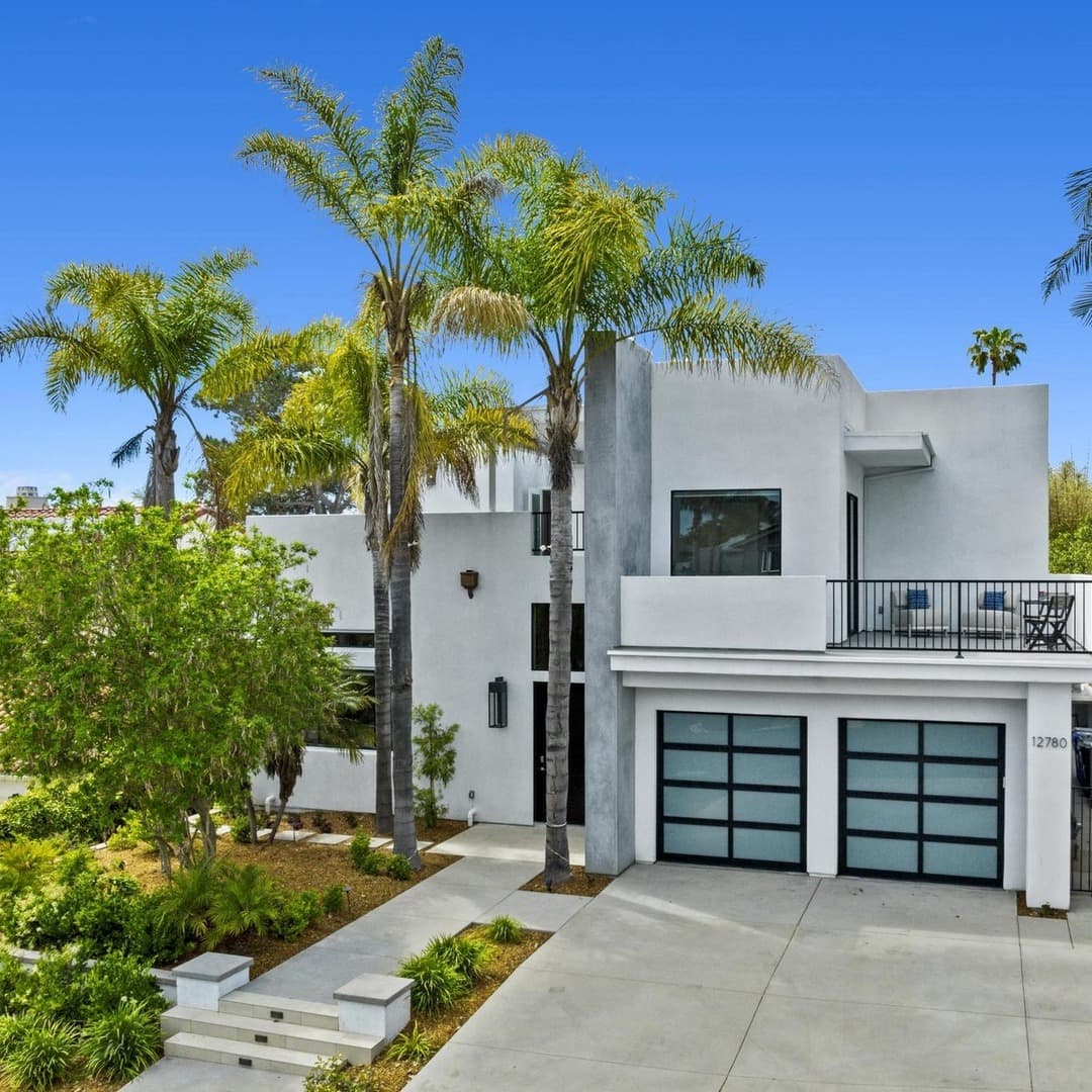 Oasis Del Mar #4 - Image 1