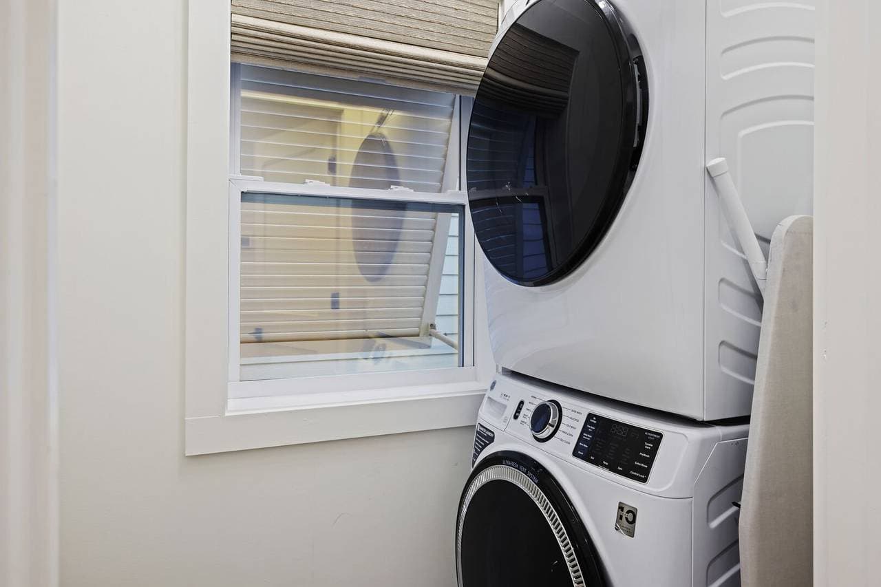 Yacht Harbor #10 - Image 33