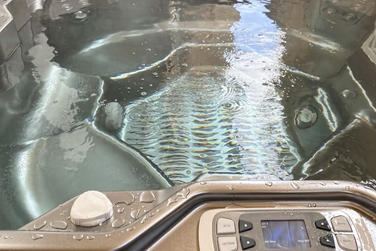 Designer Blackstone Condo - Image 21