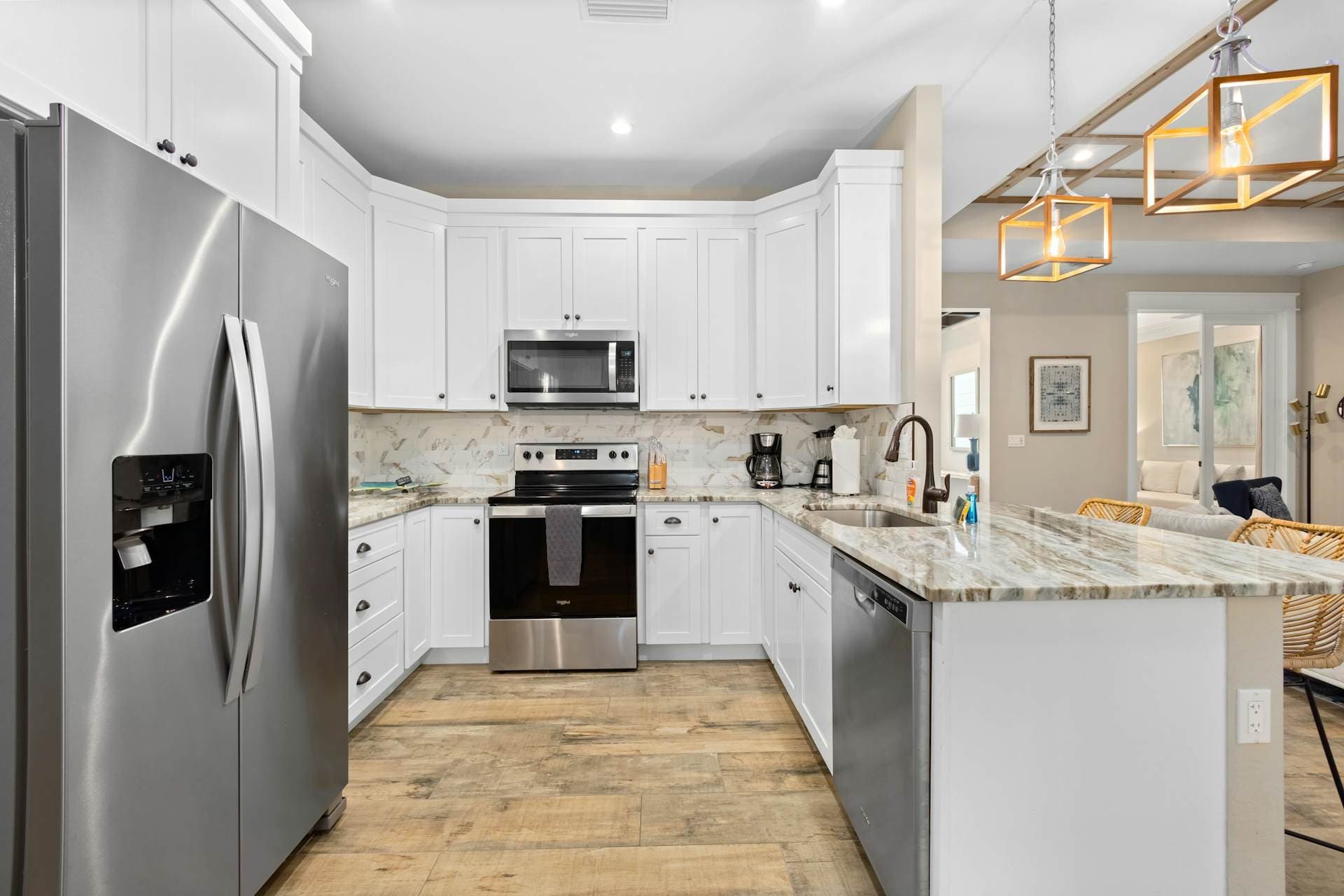 Paradise Daydream - Image 11