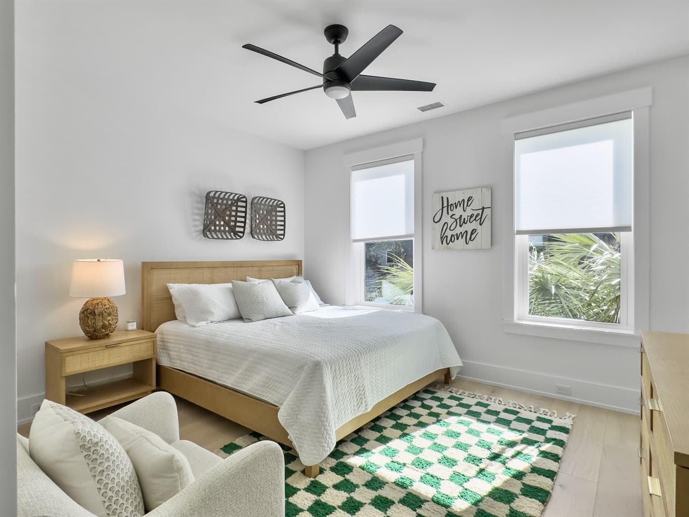 Amalfi Palms Getaway - Image 77