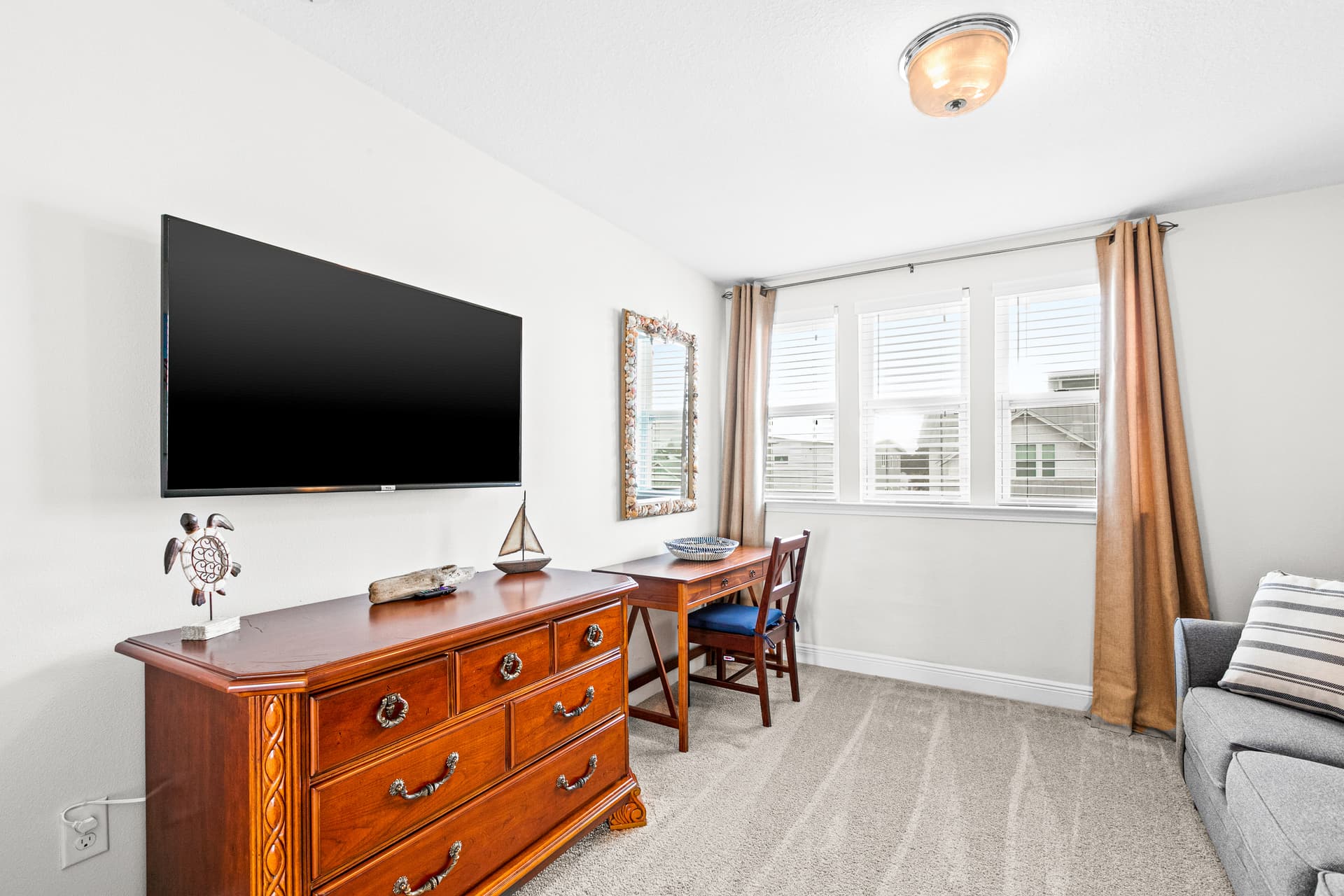 Lucky 13 House - Image 12