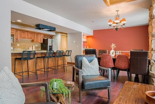 Stonebridge Condo - Image 4