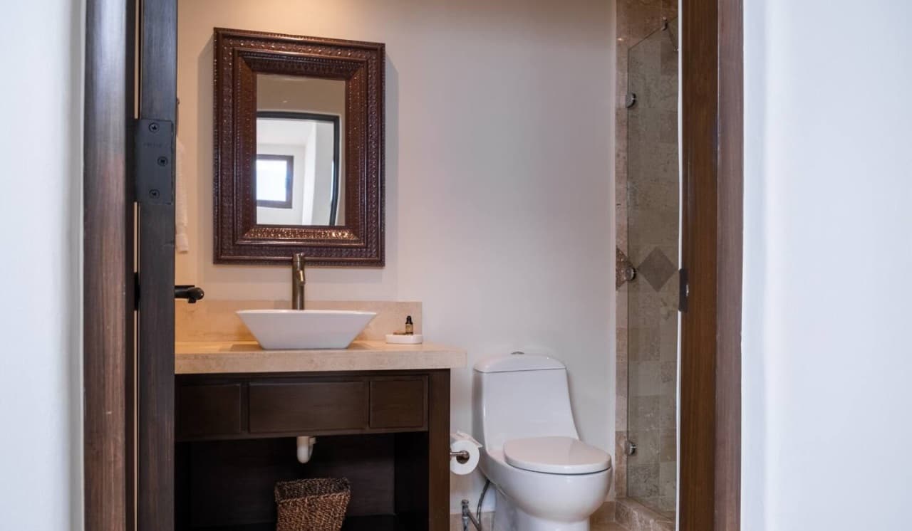 Ziva Condo - Image 32