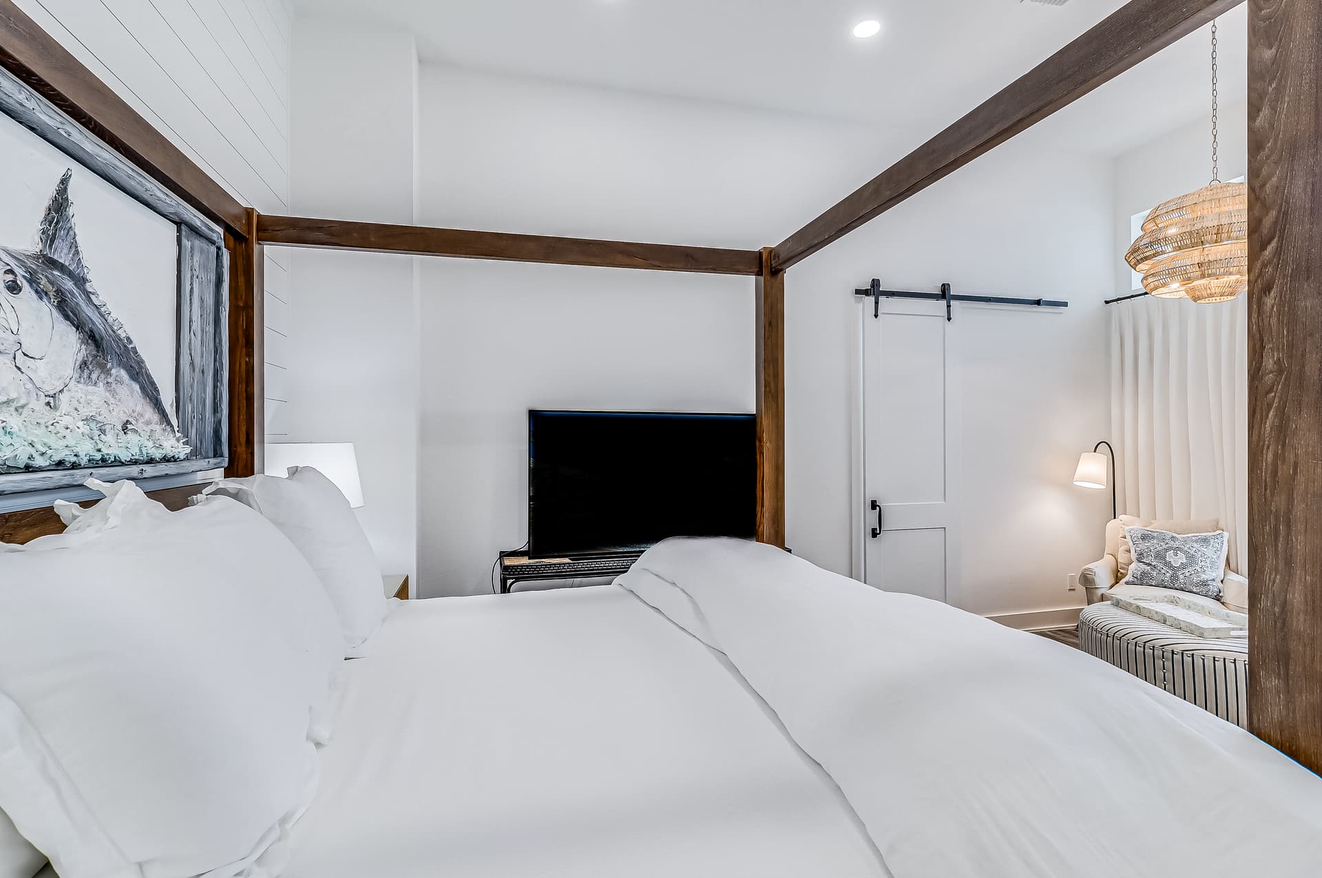 Sunset House - Image 36