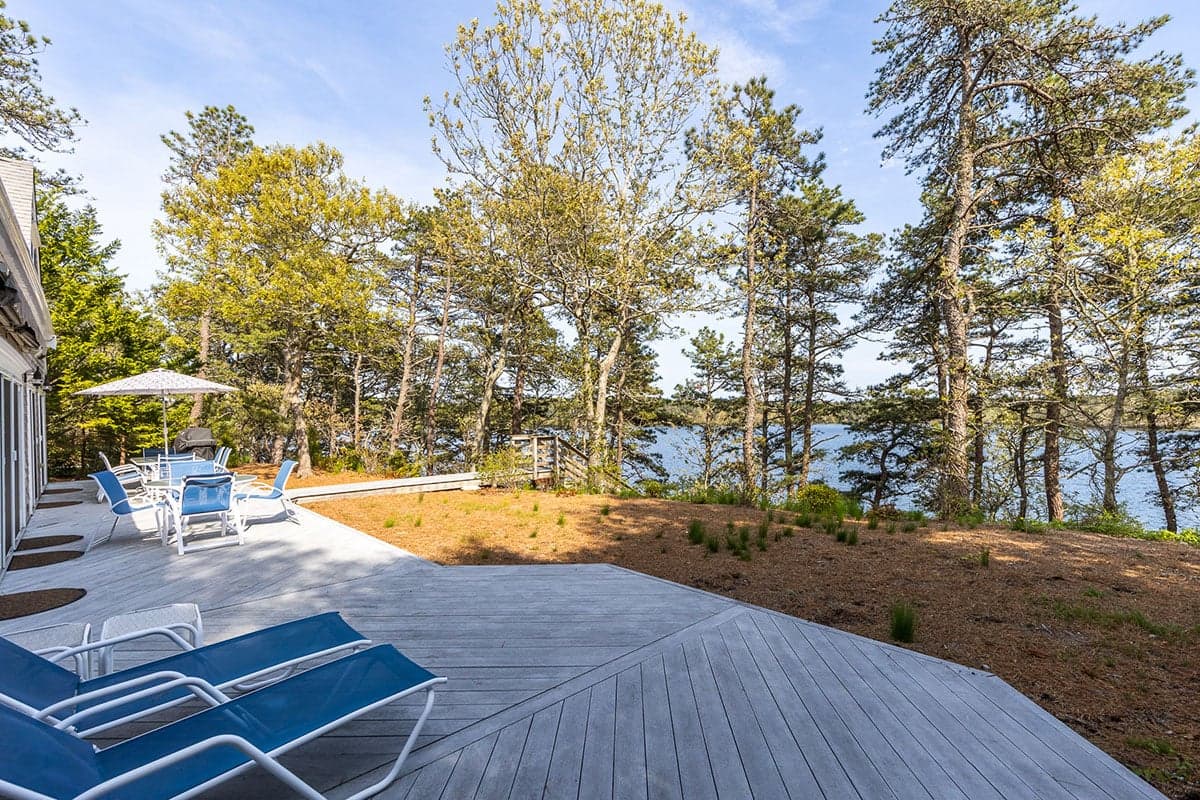 Pond Perch - Image 2