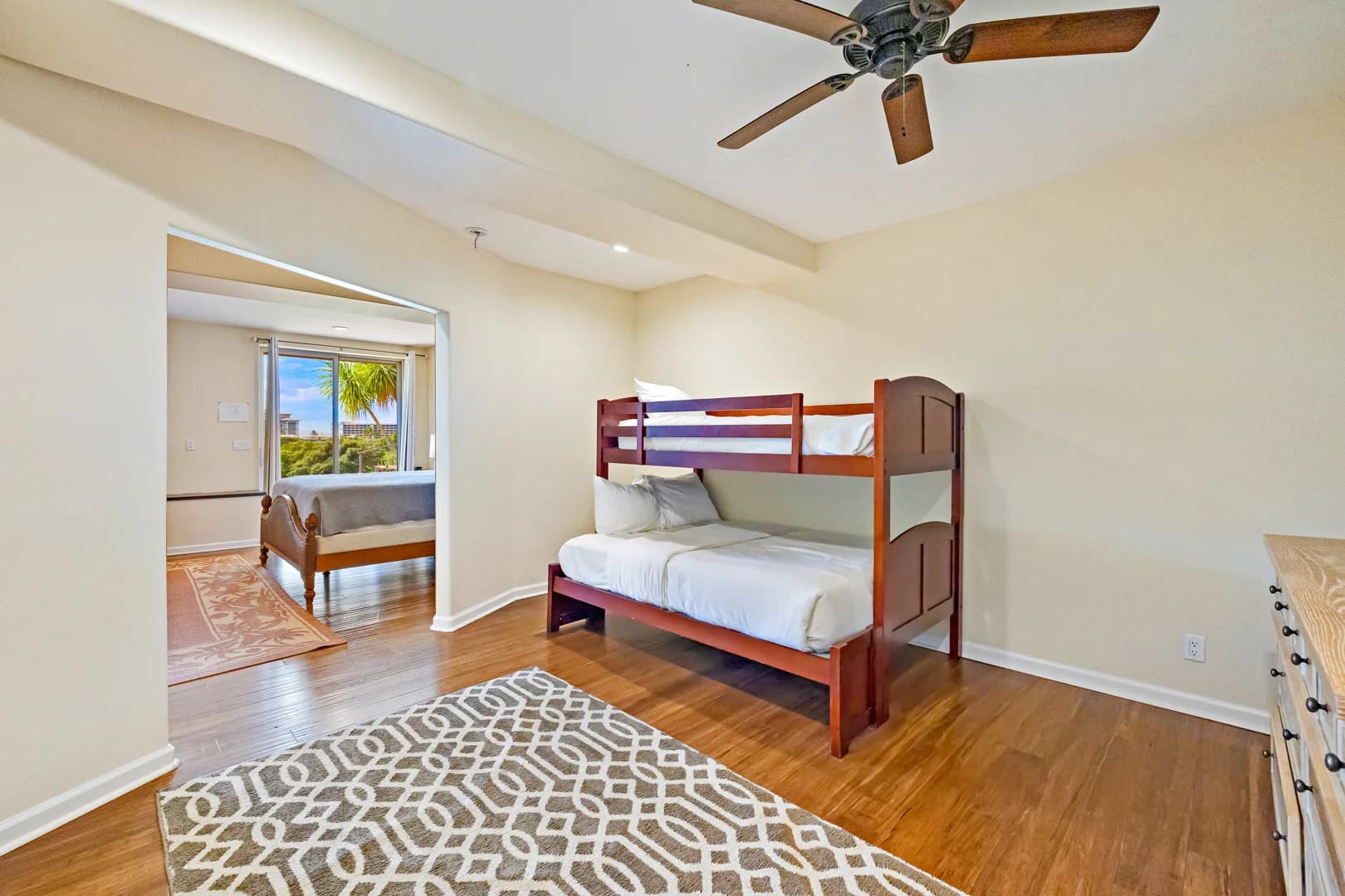 Hale Holokai Villa - Image 37