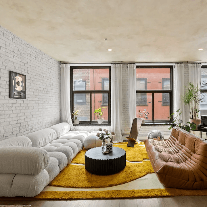 Vanderbilt Residence - Image 1