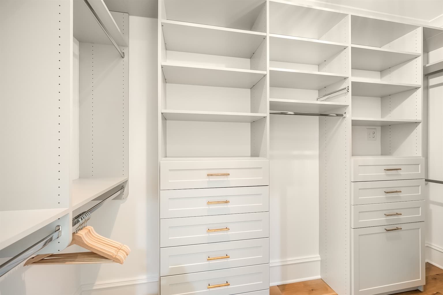 Beach Shelter - Image 38