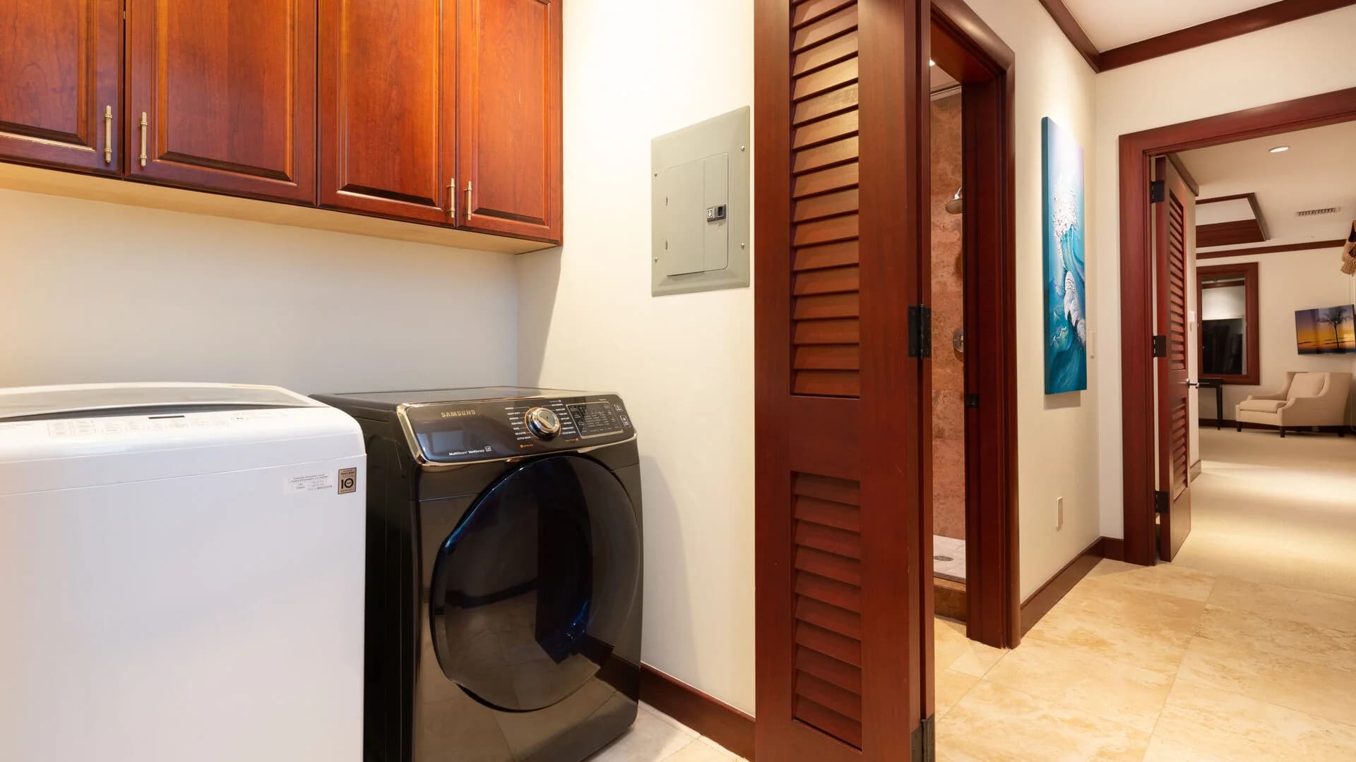 A Sea-nic Escape - Image 38