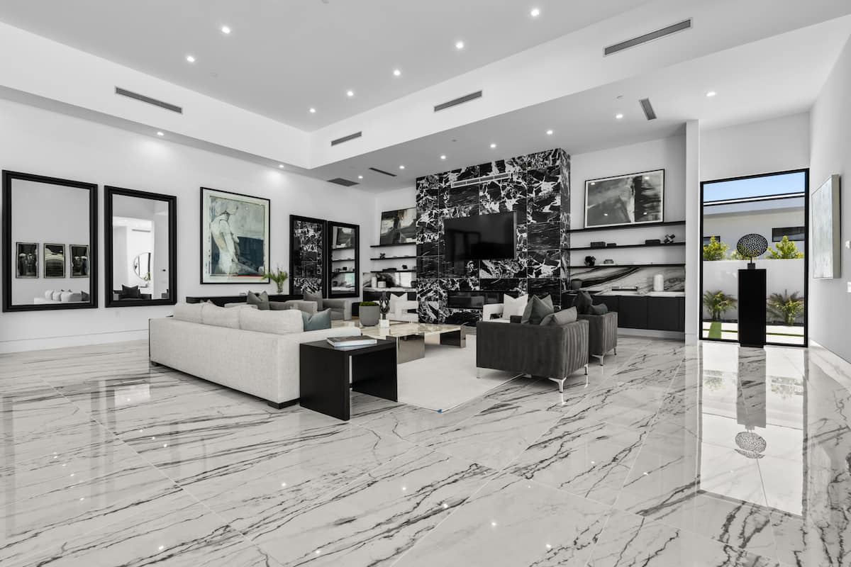 Bravo Villa #9 - Image 4